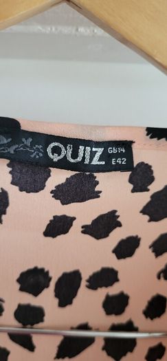 QUIZ blush and black printed blouse Sz 14UK (Fit 12-14UK)