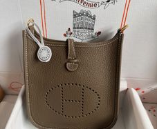 Hermes Evelyn crossbody bag