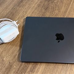 Apple MacBook Pro 14-inch M3 Pro
