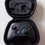 Xbox controller with carry case Image 2