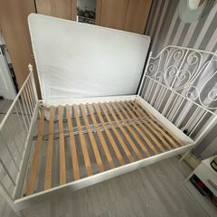 Double Bed