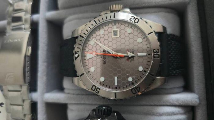6-Watch Collection Bundle with 12-Slot Display Box (Boderry Titanium, Casio Edifice, CK, Newbridge)