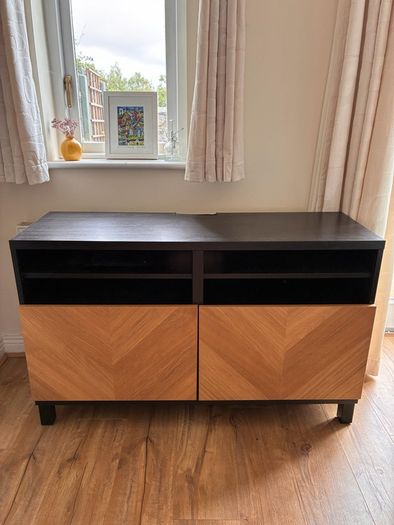 TV cabinet