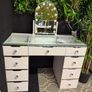 vanity table Image 2