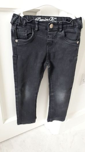 Girls black skinny jeans