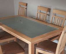 kitchen table and chairs