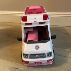 Barbie  ambulance
