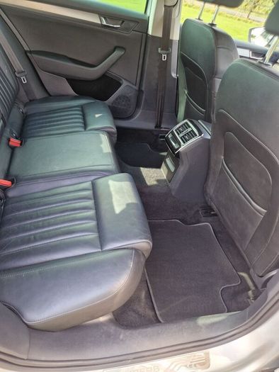2019 Skoda Superb 2.0 TDI SEL Executive DSG | Leat