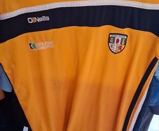 Antrim GAA O'Neills Hurling/Gaelic Football Jersey (Youths 13 Years) FREE POST