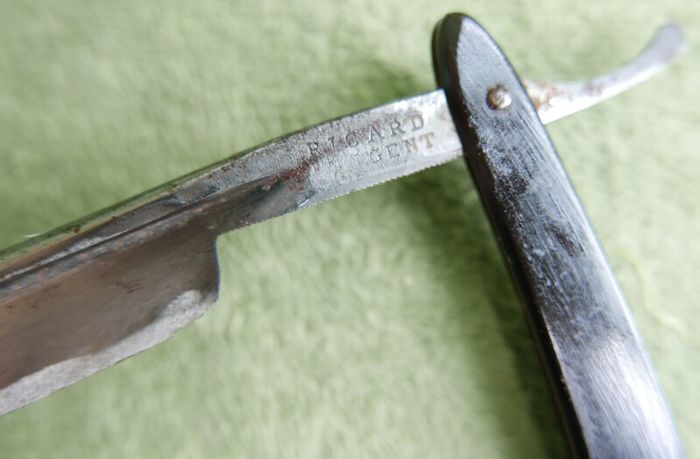 Vintage/Antique  Richard Gent, Straight Razor. Gent