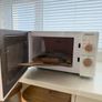 microwave SilverCrest 700W Image 3