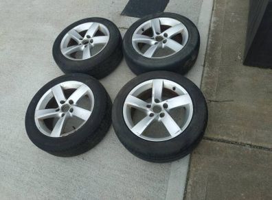 vw Jetta alloy wheels