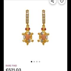 gold earrings