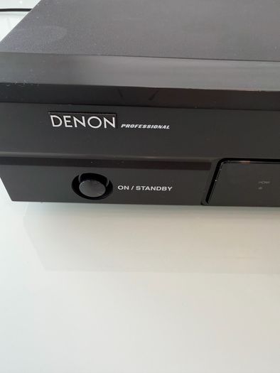 Denon DVD player DN-V100 (professional dvd player)