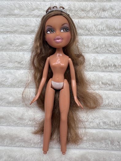 Bratz Yasmin Sweet 16 Birthday 3rd Edition Doll Used Please see photos