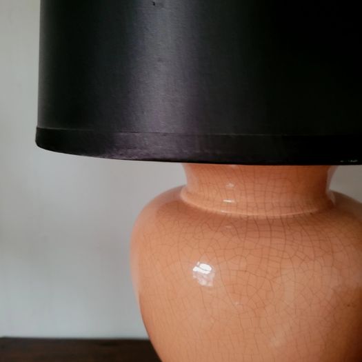 Vintage crackle effect lamp