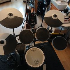 Roland v Drums