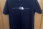 Navy North Face short sleeved T-shirt size Small (7-8 years)