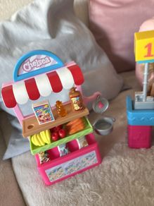 Barbie - Chelsea shop
