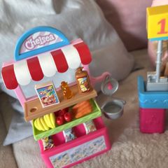 Barbie - Chelsea shop
