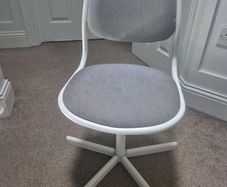 kids desk chair