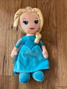 Frozen Elsa doll