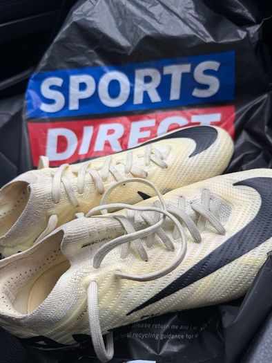 football boots nike