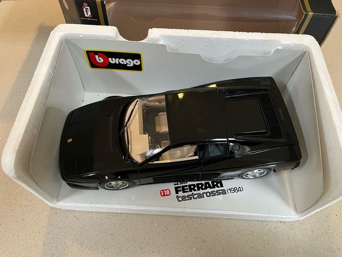 Ferrari Testarossa 1/18 Burago Rare Black