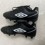 Umbro boys football Size UK2 approx age 7/8 Image 4