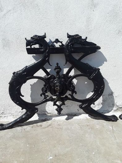 cast iron bench ends