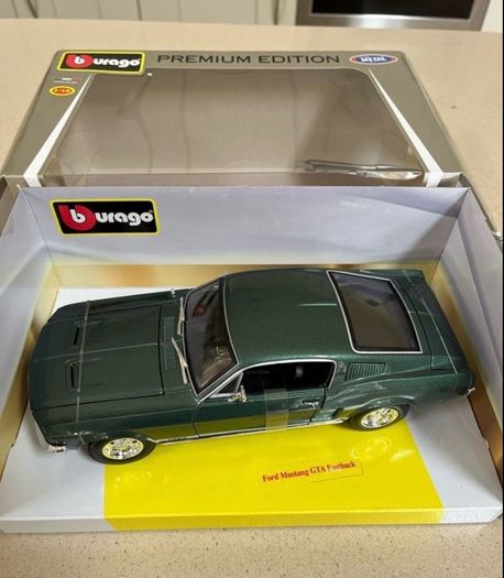 Ford Mustang GTA Fastback 1:18 Burago Rare