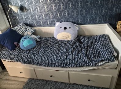 Hemnes Ikea day bed