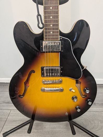 Epiphone ES 335