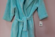 new childs dressing gown 5/6 yrs tag attached