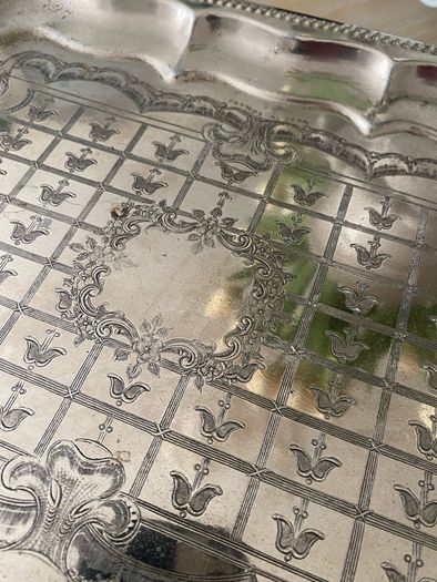 ShabbyChic Vintage Tray with jug filled with flowers