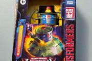Transformers Legacy United - Autobot Cosmos Deluxe Class - Takara Tony Hasbro Action Figure