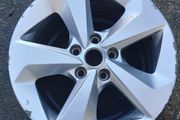 1 x Genuine Nissan Qashqai 17'' Alloy Wheel (2017 - 2021) Nationwide Delivery