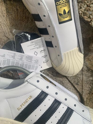 Get New Laceless VNTG Adidas Superstars