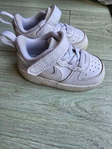 Baby shoes size 21