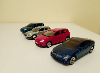 Model cars Mercedes, Renault, Volvo, VW Golf