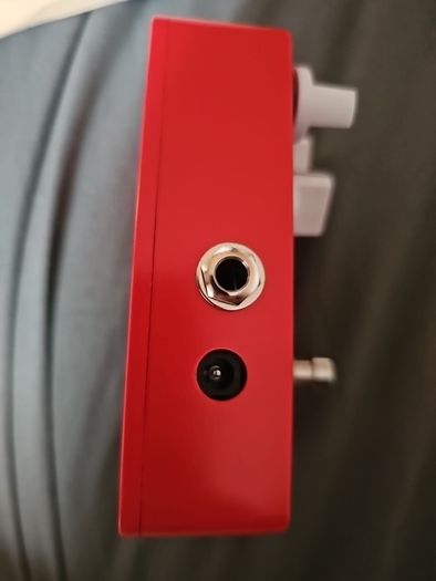 Delay pedal