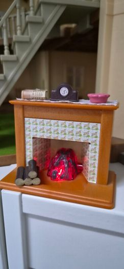 Sylvanian Bundle with Light Up House