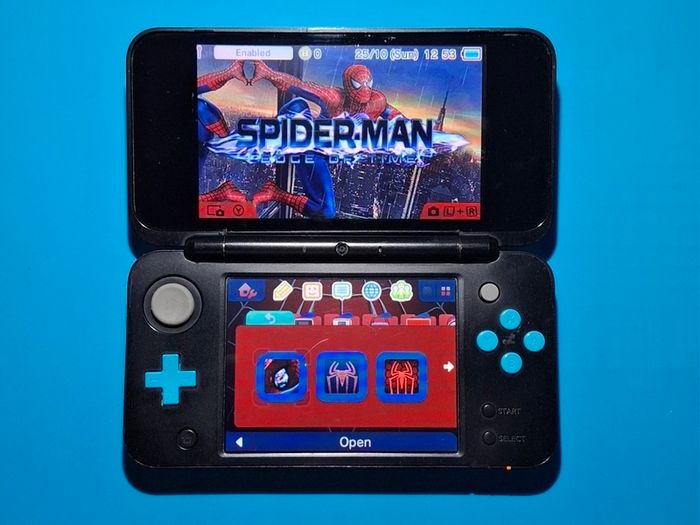New 2DS XL - Black & Turquoise (Modded)