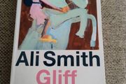Ali Smith Gliff 2025 penguin books in good condition FREE STANDARD POSTAGE INCLUDED