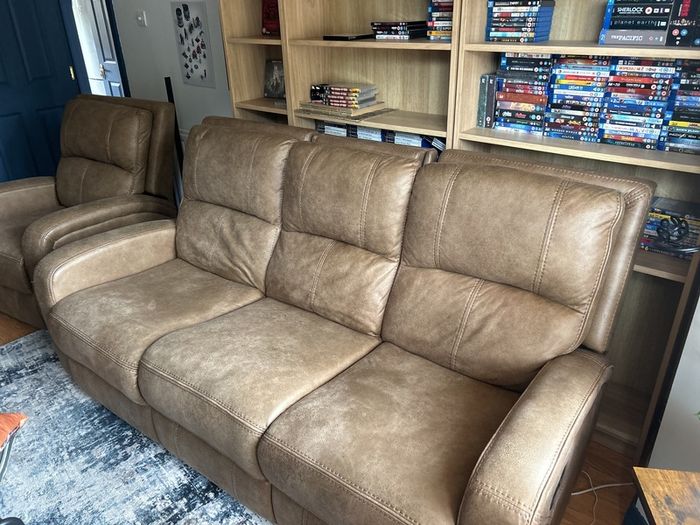 3 + 1 seater
