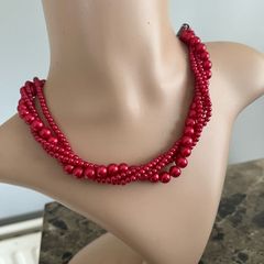 pearl necklace