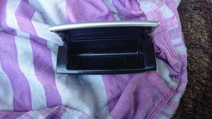 Audi a4 b6 b7 double din climate control unit. a4 b7 estate saloon bumpers 2.0tdi injectors engine parts breaking glove box sat nav radio cd player armrest