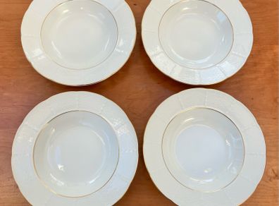 4 Soup Bowls ,  Vintage Dinnerware by Thun, Czechoslovakia