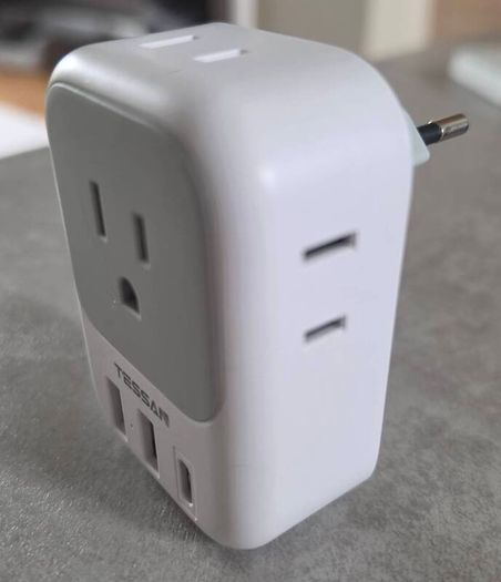 Tessan Travel Adaptor: Euro Plug