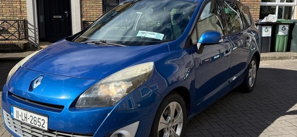 2011 Renault Grand Scenic